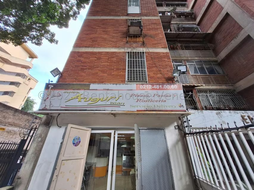 Comercial (Local Comercial) en Venta en El Paraiso, Distrito Metropolitano - 2