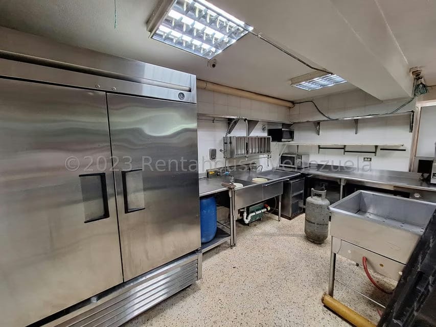 Comercial (Local Comercial) en Venta en El Paraiso, Distrito Metropolitano - 12