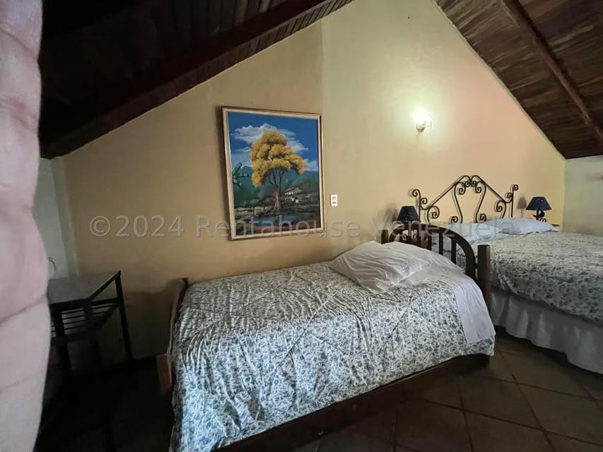 Terreno (Residencial) en Venta en La Colonia Tovar, Aragua - 50