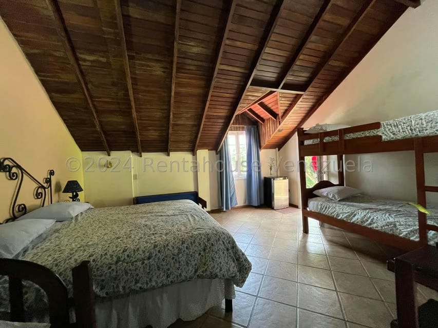 Terreno (Residencial) en Venta en La Colonia Tovar, Aragua - 53