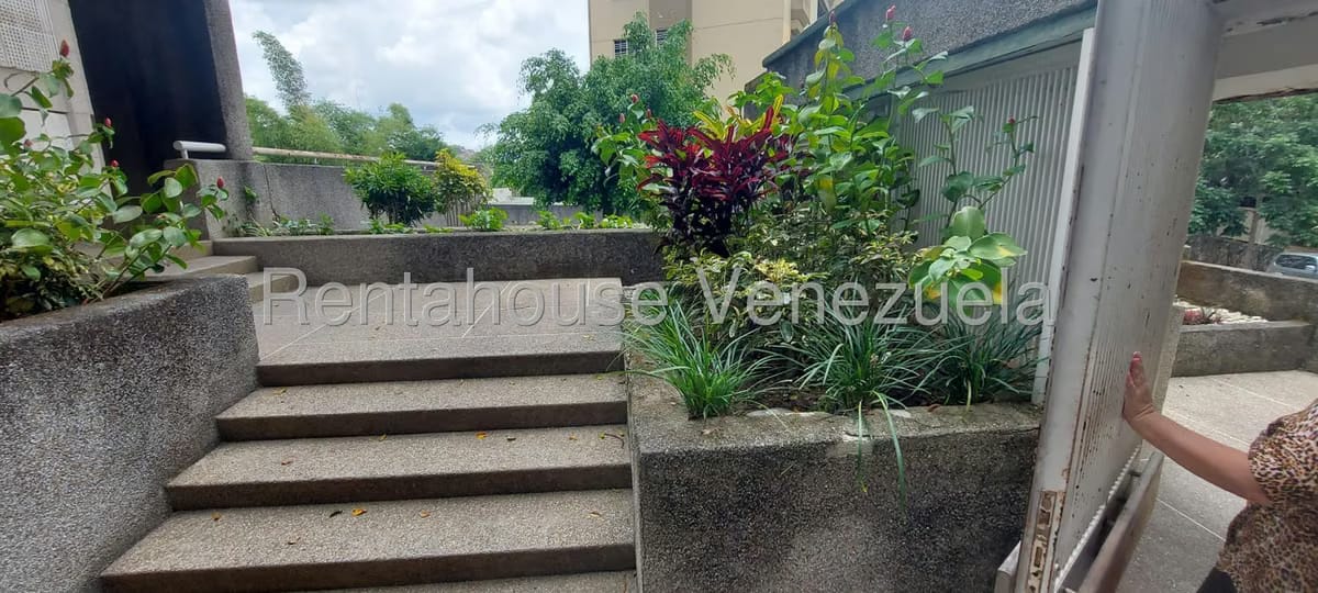 Apartamento (Duplex) en Venta en Terrazas del Avila, Distrito Metropolitano - 3