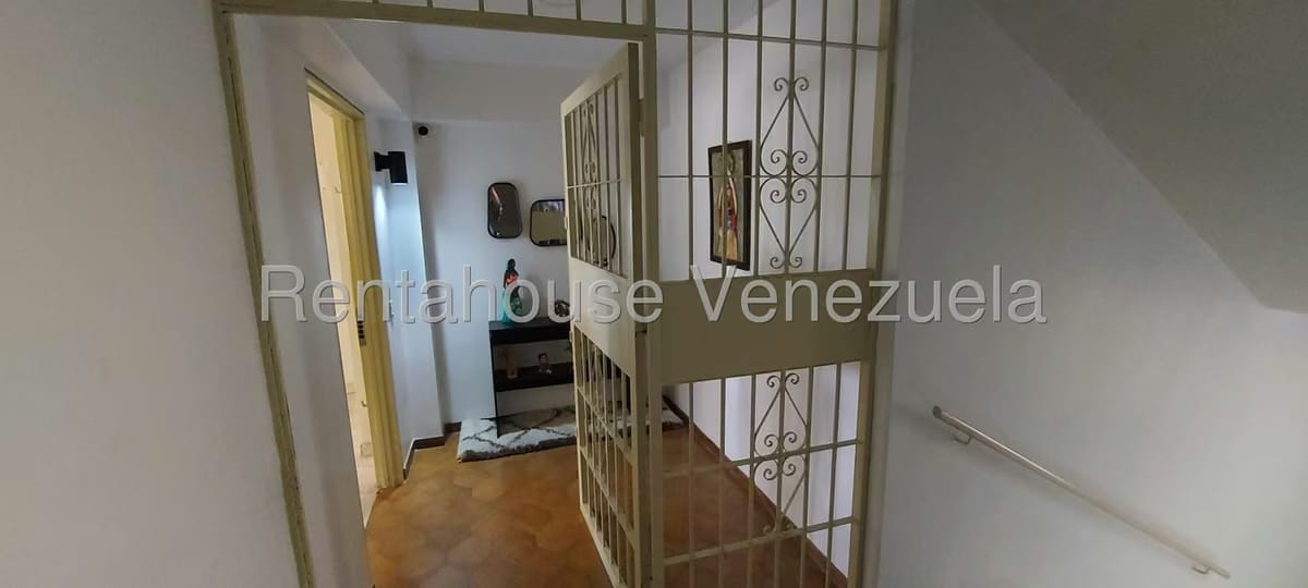 Apartamento (Duplex) en Venta en Terrazas del Avila, Distrito Metropolitano - 4