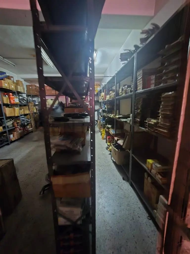 En Venta Local Comercial en Catia - 5