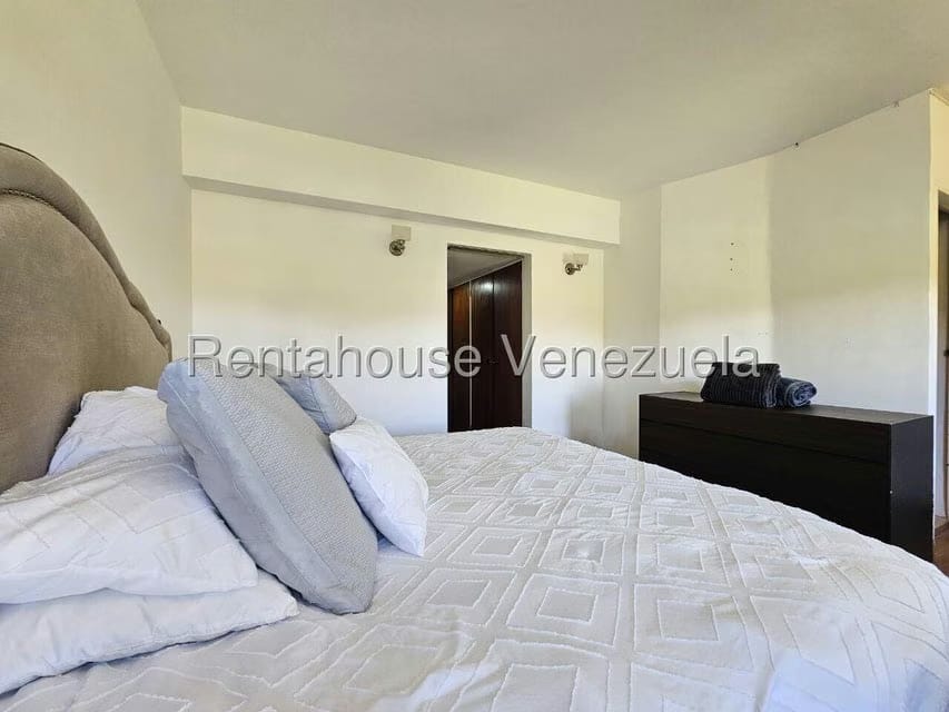 Apartamento (1 Nivel) en Venta en Alto Hatillo, Distrito Metropolitano - 35