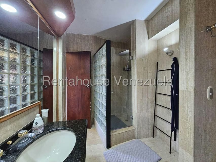 Apartamento (1 Nivel) en Venta en Alto Hatillo, Distrito Metropolitano - 39