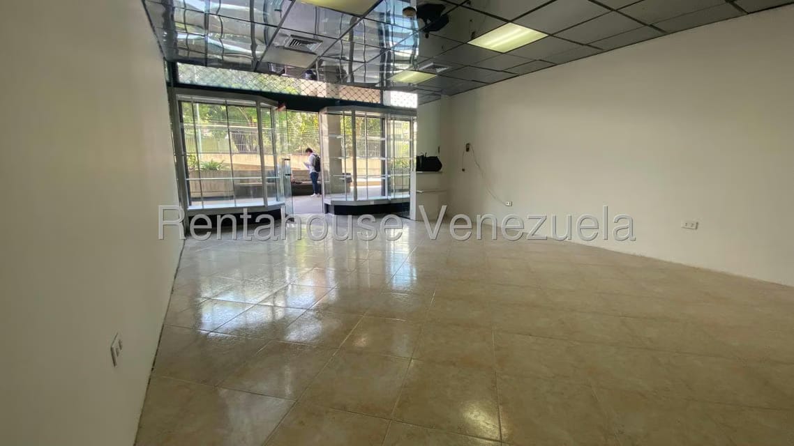 Comercial (Local Comercial) en Venta en Macaracuay, Distrito Metropolitano - 9