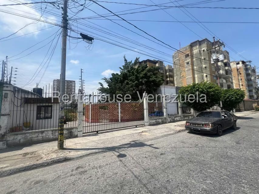 Terreno (Comercial) en Venta en Zona Oeste, Lara - 3