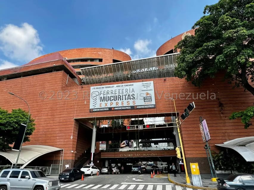 Comercial (Local Comercial) en Alquiler en La Castellana, Distrito Metropolitano