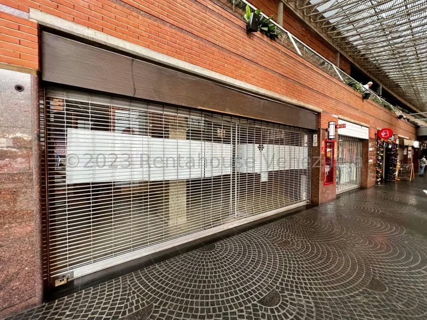 Comercial (Local Comercial) en Alquiler en La Castellana, Distrito Metropolitano - 2