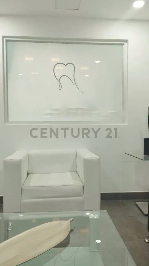 Prestigioso Centro Odontológico en Venta Ubicado en el C.C de Terrazas del Ávila - 4