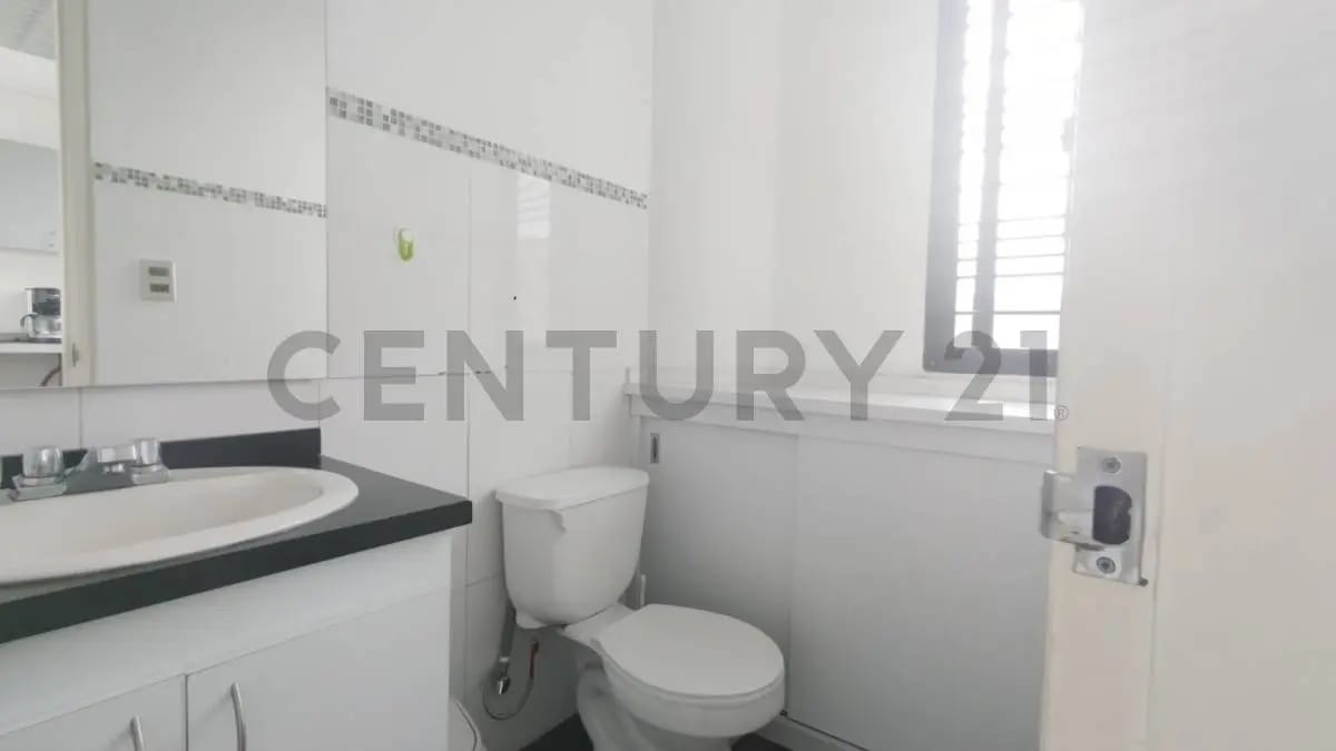 Prestigioso Centro Odontológico en Venta Ubicado en el C.C de Terrazas del Ávila - 8