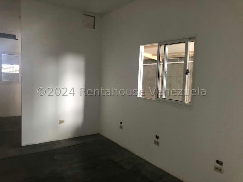 Comercial (Galpon - Deposito) en Alquiler en Zona Industrial Los Mesones, Anzoategui - 9