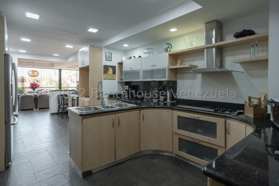 Apartamento (Duplex) en Venta en La Tahona, Distrito Metropolitano - 13
