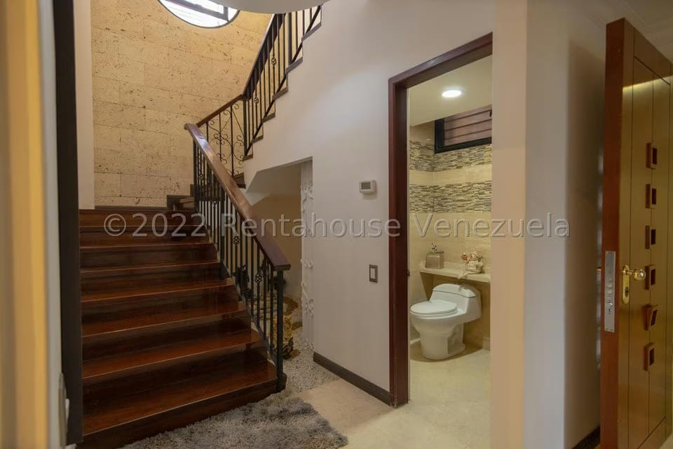 Apartamento (Duplex) en Venta en La Tahona, Distrito Metropolitano - 25