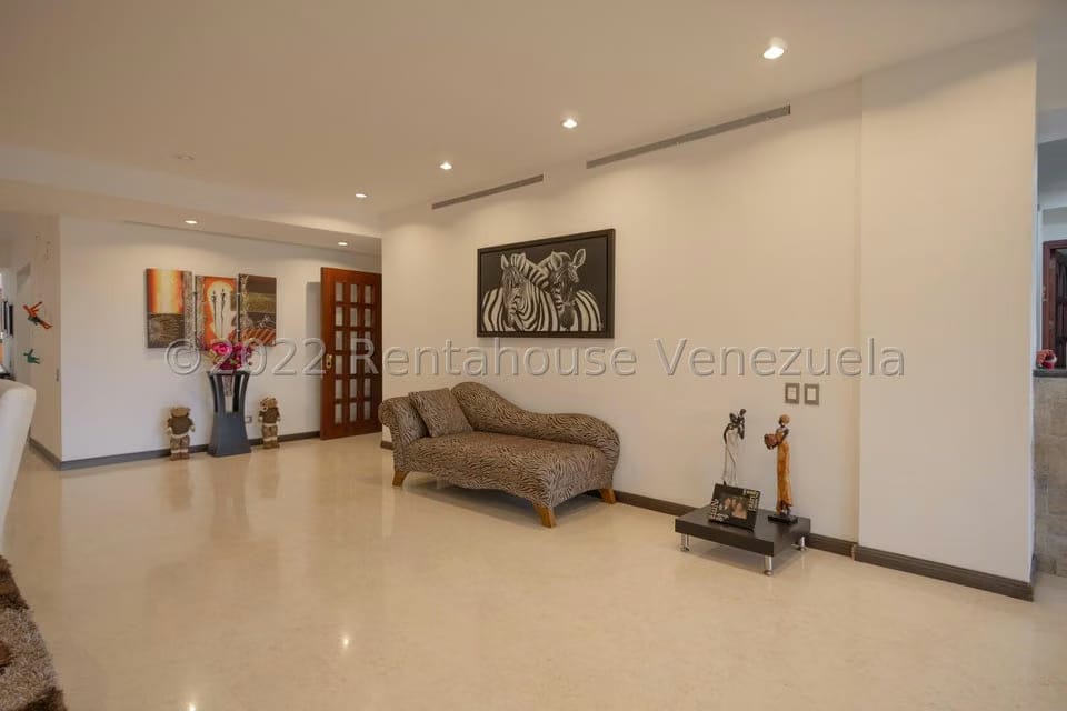 Apartamento (Duplex) en Venta en La Tahona, Distrito Metropolitano - 31