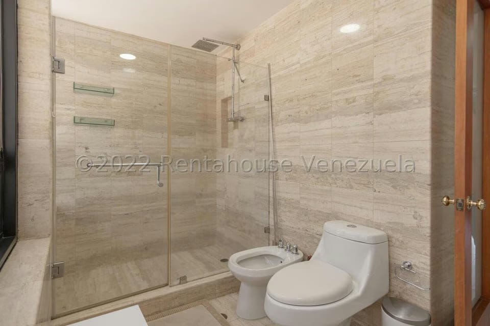 Apartamento (Duplex) en Venta en La Tahona, Distrito Metropolitano - 41