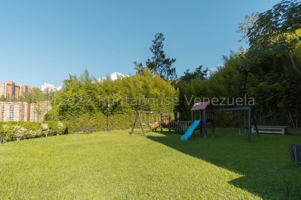 Apartamento (Duplex) en Venta en La Tahona, Distrito Metropolitano - 50