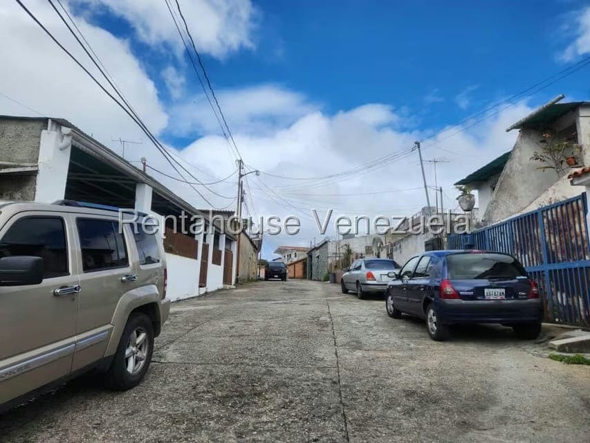 Terreno (Residencial) en Venta en Las Polonias Nuevas, Miranda - 4