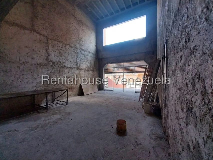 Comercial (Local Comercial) en Venta en Buenaventura, Miranda - 12