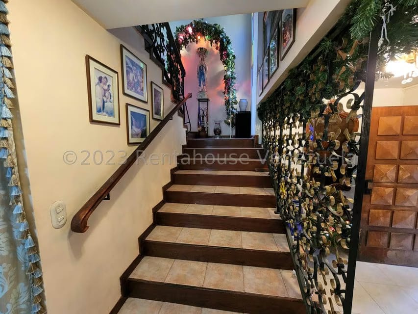 Casa (Multipes Niveles) en Venta en Colinas de Carrizal, Miranda - 16
