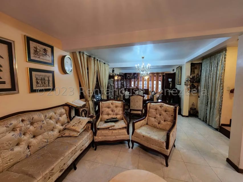 Casa (Multipes Niveles) en Venta en Colinas de Carrizal, Miranda - 3
