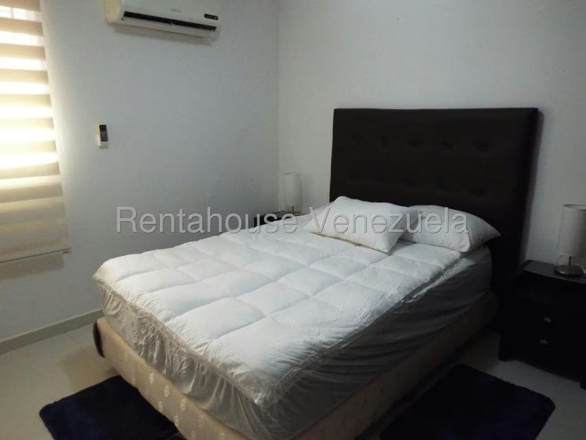 Apartamento (1 Nivel) en Alquiler en La Costanera, Miranda - 14