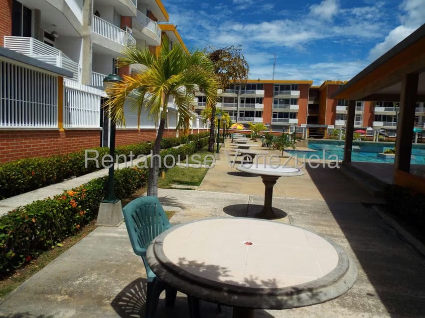 Apartamento (1 Nivel) en Alquiler en La Costanera, Miranda - 22