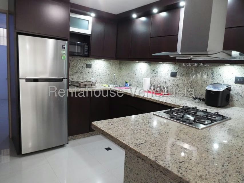 Apartamento (1 Nivel) en Alquiler en La Costanera, Miranda - 10