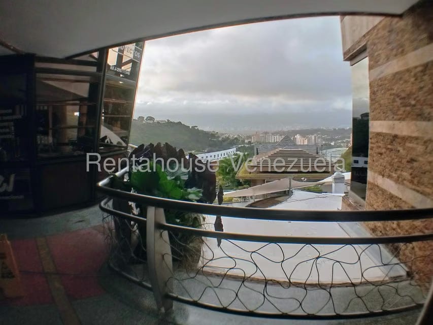 Comercial (Local Comercial) en Alquiler en Los Naranjos del Cafetal, Distrito Metropolitano - 3