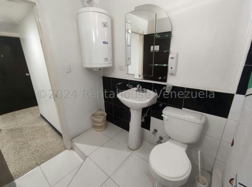 Comercial (Oficina) en Venta en Sabana Grande, Distrito Metropolitano - 16