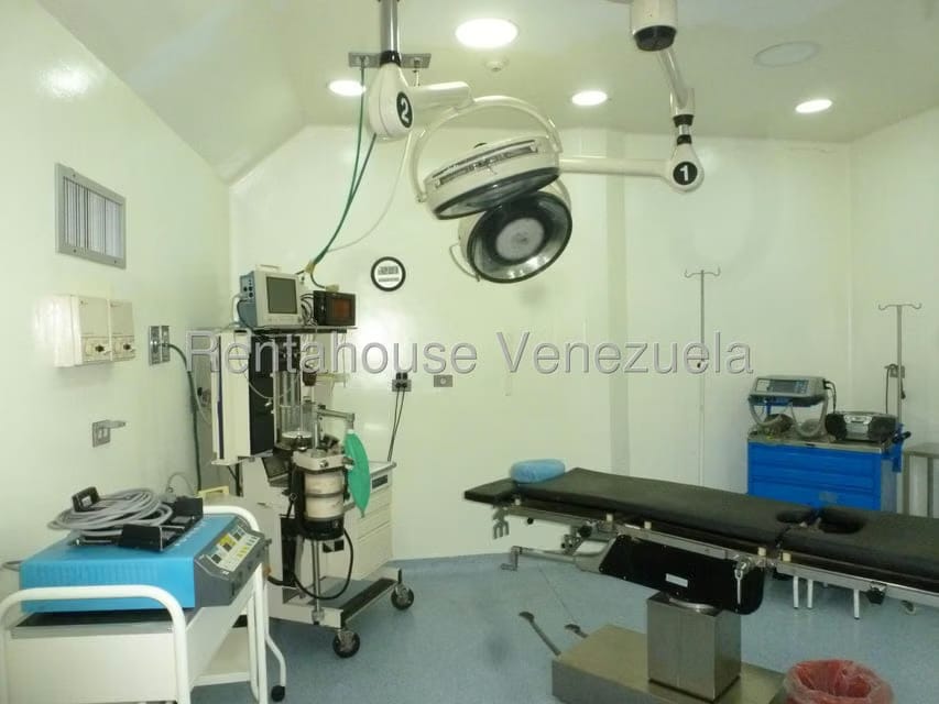 Comercial (Consultorio Medico) en Venta en Bello Monte, Distrito Metropolitano - 14