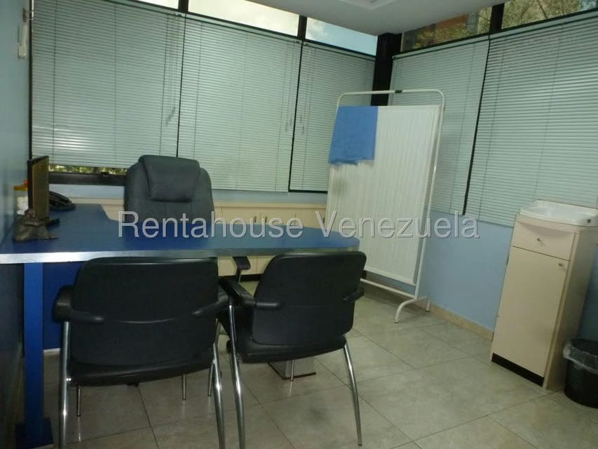 Comercial (Consultorio Medico) en Venta en Bello Monte, Distrito Metropolitano - 4