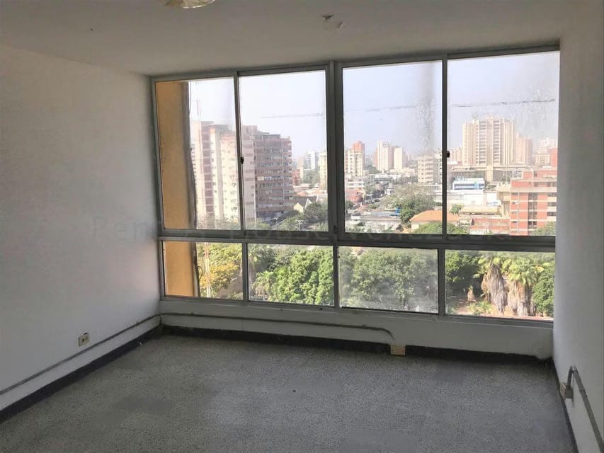 Comercial (Local Comercial) en Alquiler en Avenida Bella Vista, Zulia - 6
