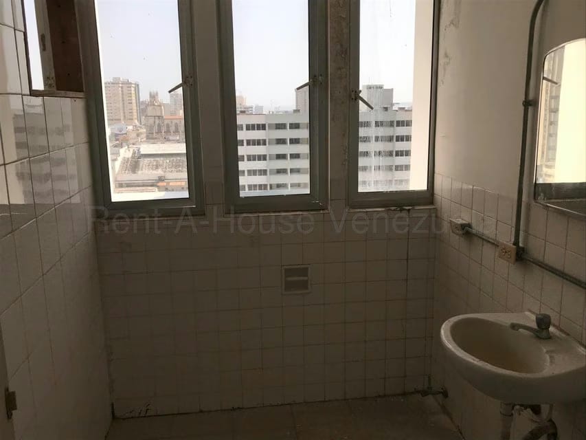 Comercial (Local Comercial) en Alquiler en Avenida Bella Vista, Zulia - 10