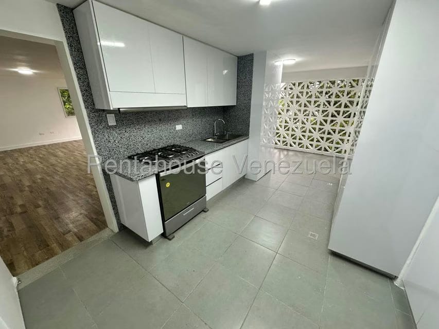 Apartamento (1 Nivel) en Venta en Santa Marta, Distrito Metropolitano - 4