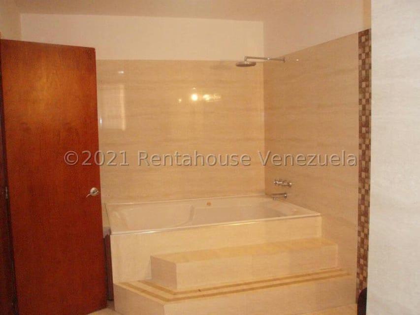 Casa (1 Nivel) en Venta en Miranda, Distrito Metropolitano - 26
