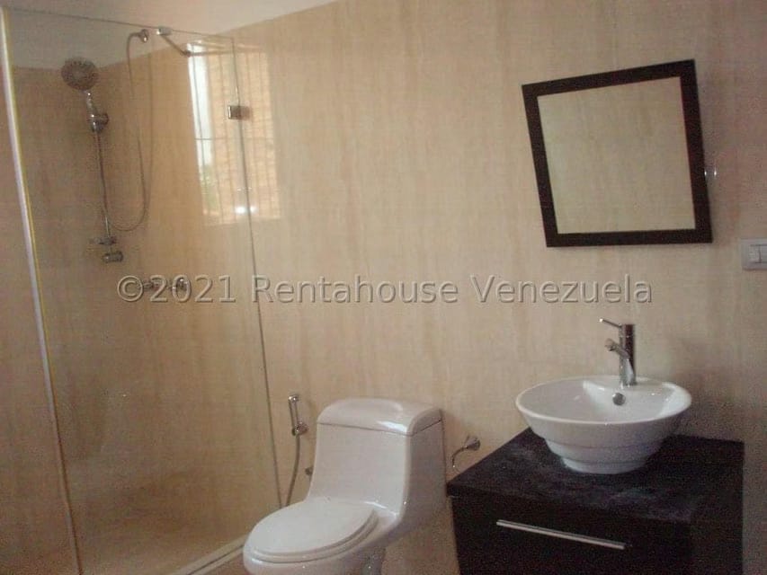 Casa (1 Nivel) en Venta en Miranda, Distrito Metropolitano - 32