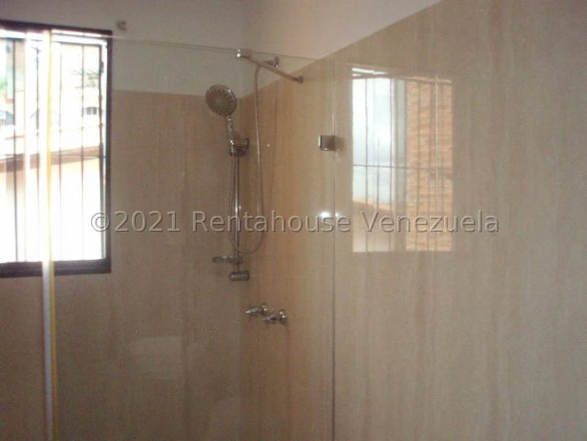 Casa (1 Nivel) en Venta en Miranda, Distrito Metropolitano - 35