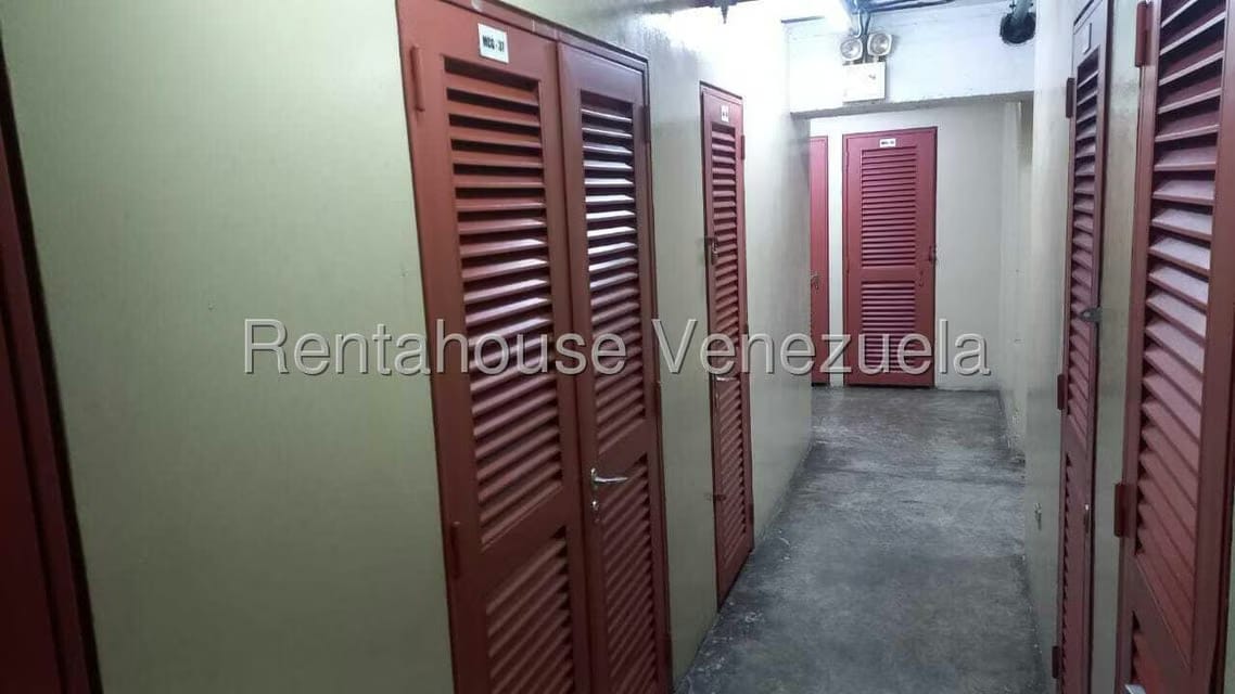 Comercial (Galpon - Deposito) en Venta en La Castellana, Distrito Metropolitano - 10