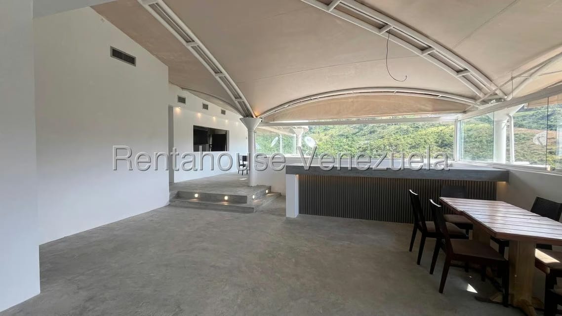 Comercial (Local Comercial) en Venta en Los Samanes, Distrito Metropolitano - 12