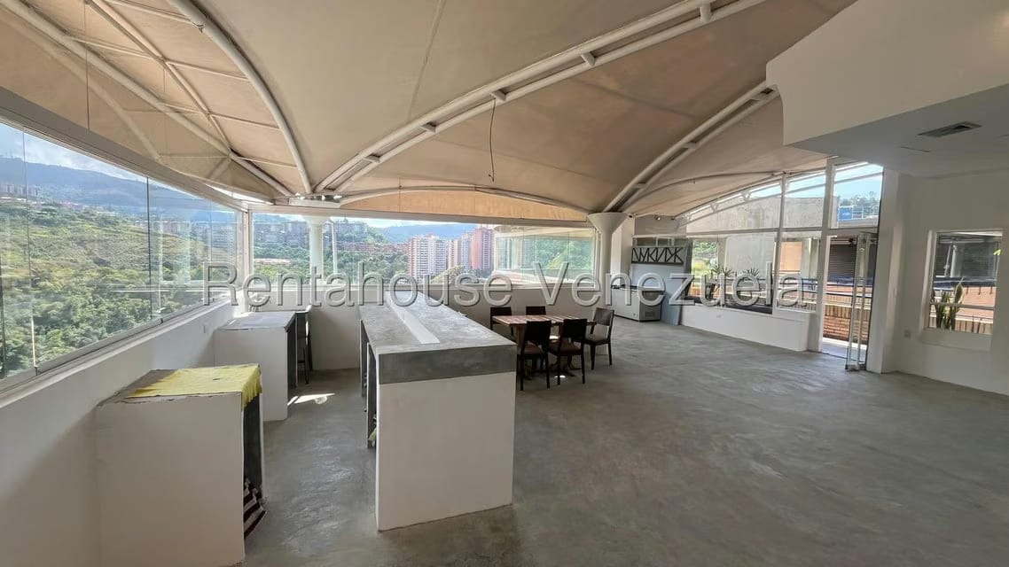 Comercial (Local Comercial) en Venta en Los Samanes, Distrito Metropolitano - 14