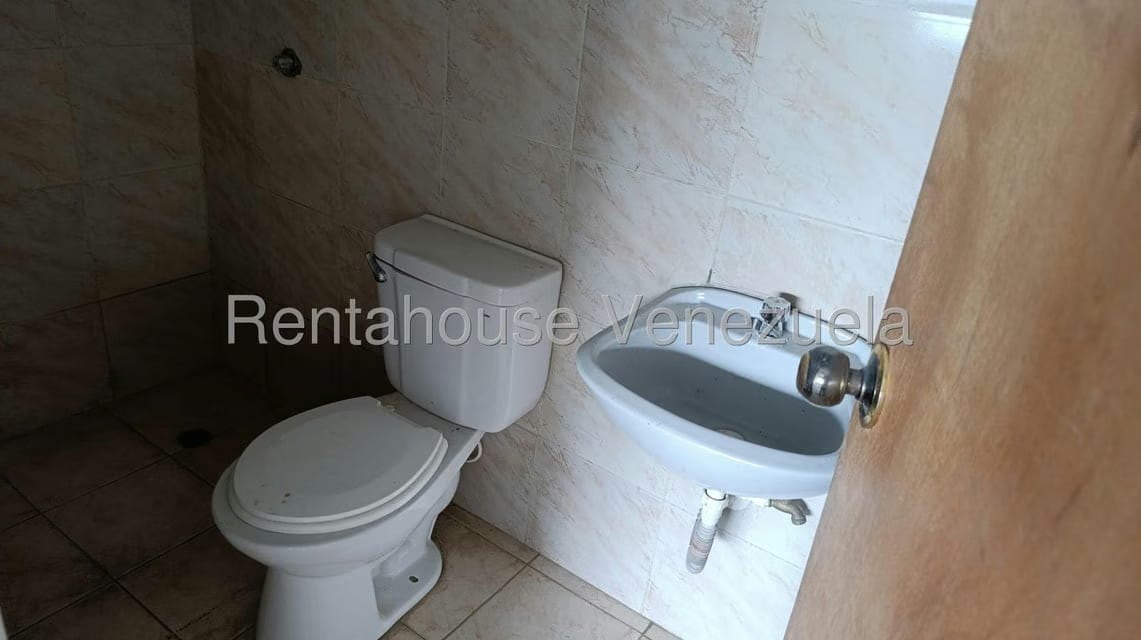 Comercial (Local Comercial) en Alquiler en La Candelaria, Carabobo - 10