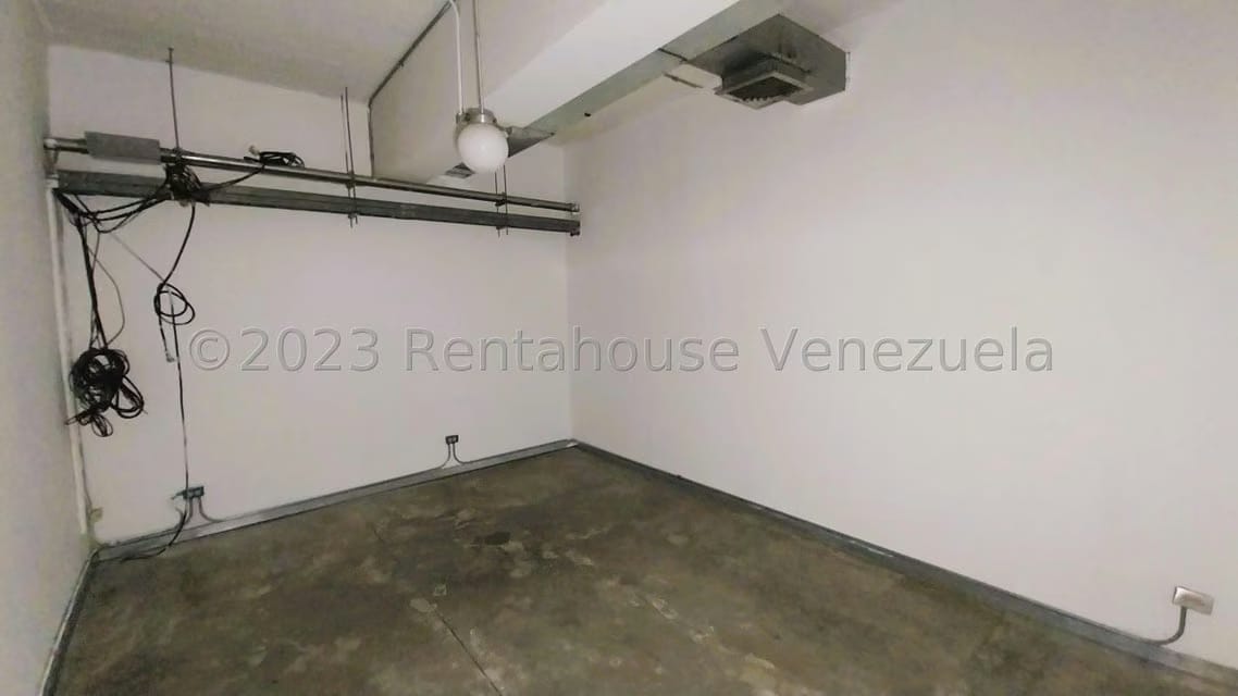 Comercial (Oficina) en Alquiler en Los Cortijos de Lourdes, Distrito Metropolitano - 15
