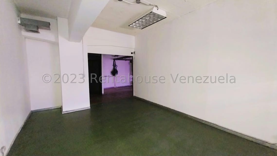 Comercial (Oficina) en Alquiler en Los Cortijos de Lourdes, Distrito Metropolitano - 18
