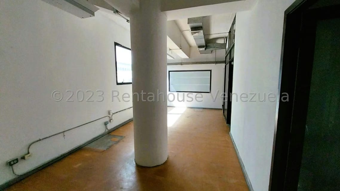 Comercial (Oficina) en Alquiler en Los Cortijos de Lourdes, Distrito Metropolitano - 23