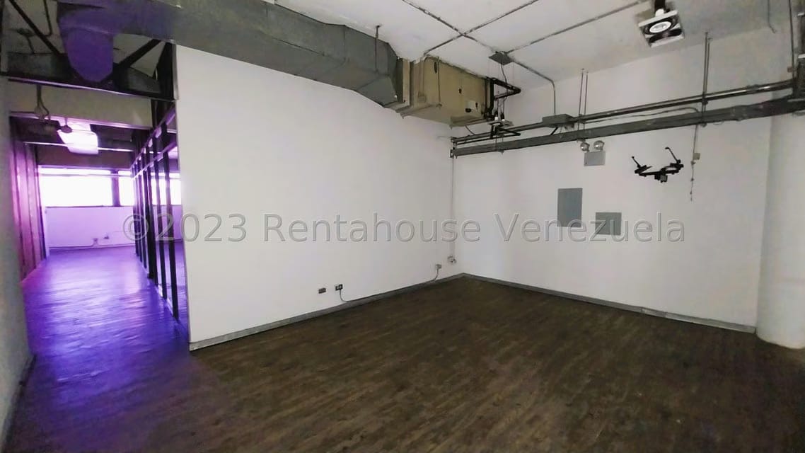 Comercial (Oficina) en Alquiler en Los Cortijos de Lourdes, Distrito Metropolitano - 25