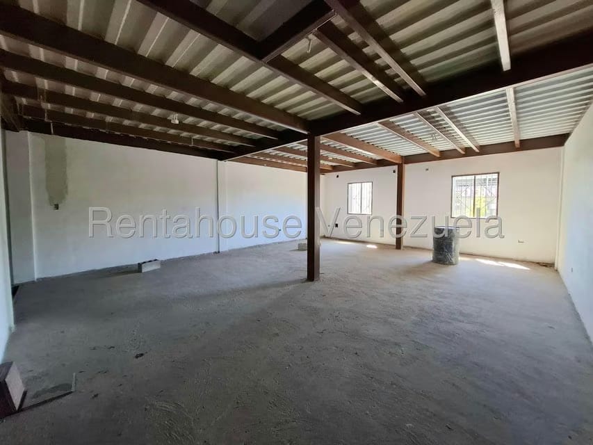 Comercial (Local Comercial) en Venta en La Romana, Aragua - 16