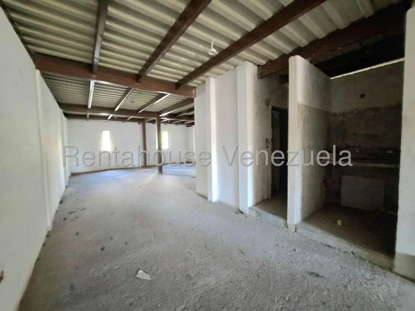 Comercial (Local Comercial) en Venta en La Romana, Aragua - 17