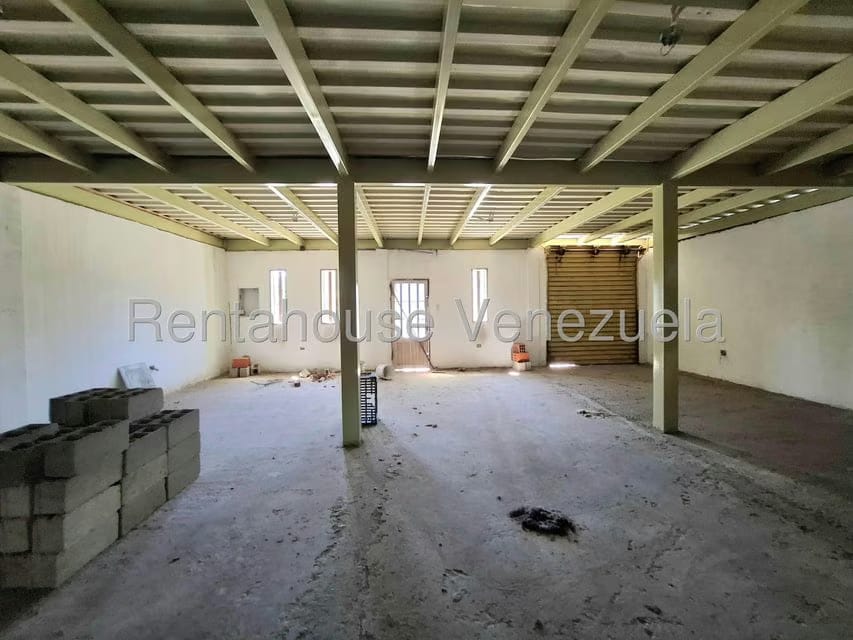 Comercial (Local Comercial) en Venta en La Romana, Aragua - 22