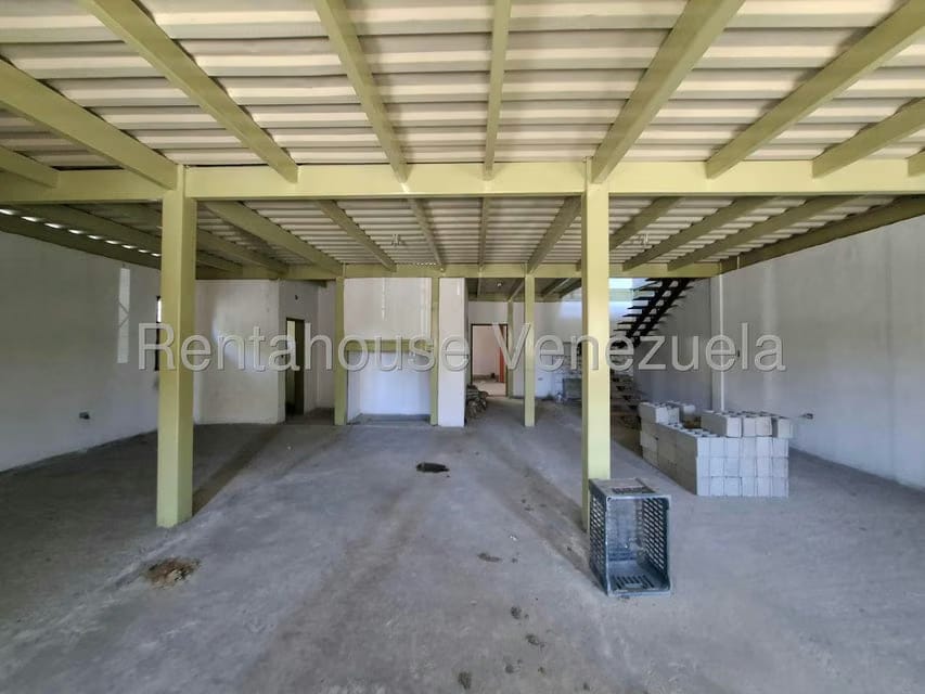 Comercial (Local Comercial) en Venta en La Romana, Aragua - 23